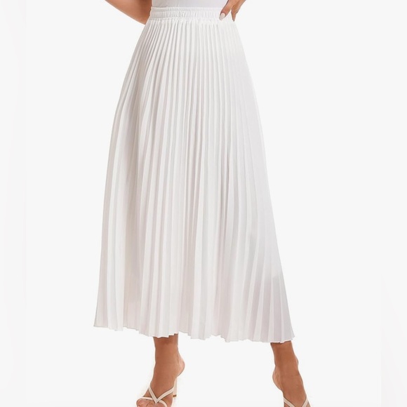 High waisted pleated skirt size small white - Picture 1 of 4